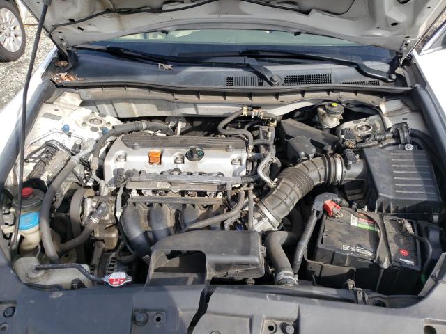 Photo 6 VIN: 1HGCP2F30AA021546 - HONDA ACCORD 