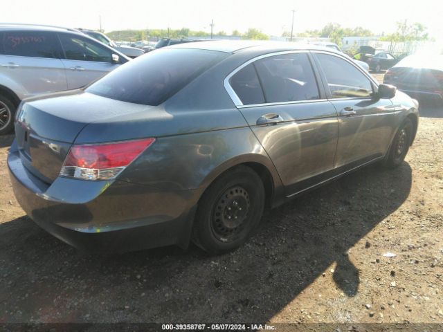 Photo 3 VIN: 1HGCP2F30AA023233 - HONDA ACCORD 