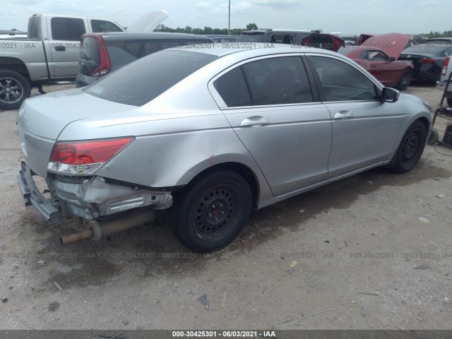 Photo 3 VIN: 1HGCP2F30AA035303 - HONDA ACCORD SDN 