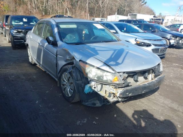 Photo 2 VIN: 1HGCP2F30AA040792 - HONDA ACCORD 