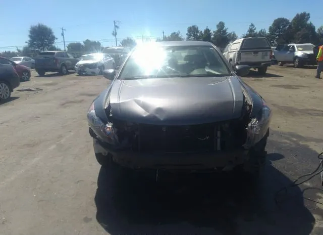 Photo 5 VIN: 1HGCP2F30AA053364 - HONDA ACCORD SDN 