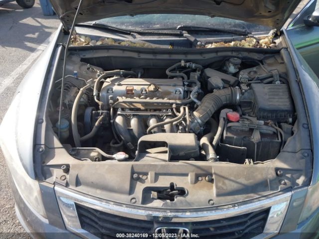 Photo 9 VIN: 1HGCP2F30AA053428 - HONDA ACCORD SDN 