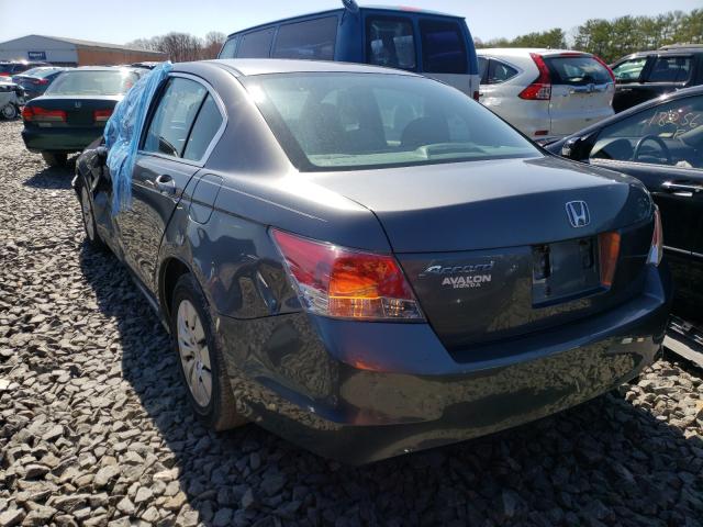 Photo 2 VIN: 1HGCP2F30AA082248 - HONDA ACCORD LX 