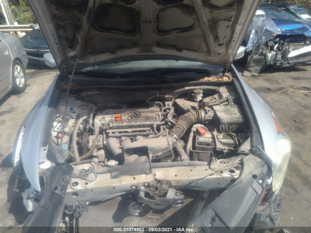 Photo 9 VIN: 1HGCP2F30AA086218 - HONDA ACCORD SDN 