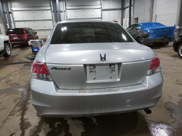 Photo 5 VIN: 1HGCP2F30AA100179 - HONDA ACCORD SDN 