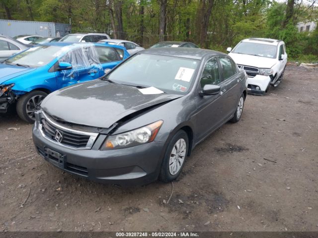 Photo 1 VIN: 1HGCP2F30AA106158 - HONDA ACCORD 