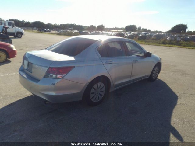 Photo 3 VIN: 1HGCP2F30AA140004 - HONDA ACCORD SDN 