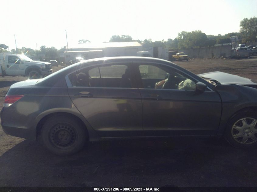 Photo 12 VIN: 1HGCP2F30AA147938 - HONDA ACCORD 