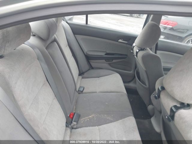 Photo 7 VIN: 1HGCP2F30AA163394 - HONDA ACCORD SDN 