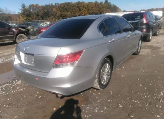 Photo 3 VIN: 1HGCP2F30AA177859 - HONDA ACCORD SDN 