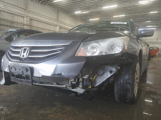 Photo 8 VIN: 1HGCP2F30BA012847 - HONDA ACCORD LX 