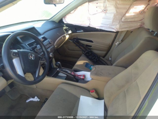 Photo 4 VIN: 1HGCP2F30BA013335 - HONDA ACCORD SDN 