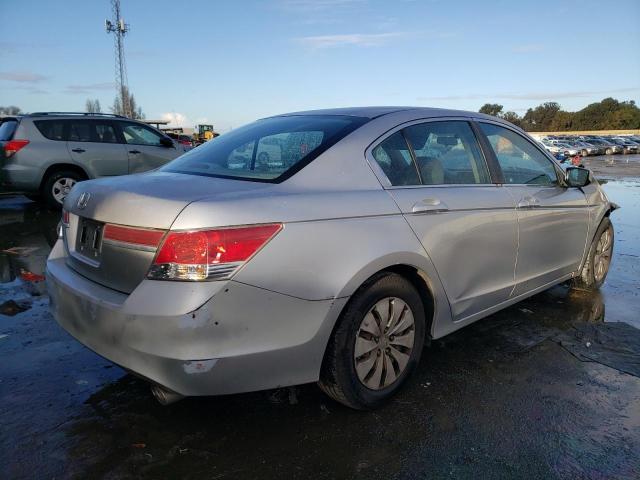 Photo 2 VIN: 1HGCP2F30BA021158 - HONDA ACCORD 