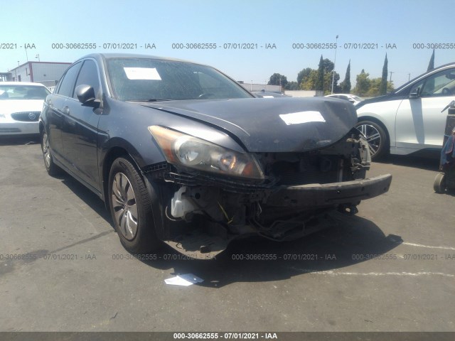 Photo 5 VIN: 1HGCP2F30BA027817 - HONDA ACCORD SDN 