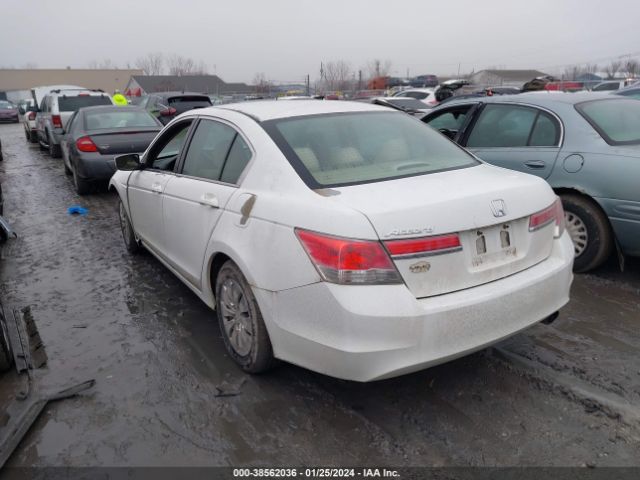 Photo 2 VIN: 1HGCP2F30BA064057 - HONDA ACCORD 