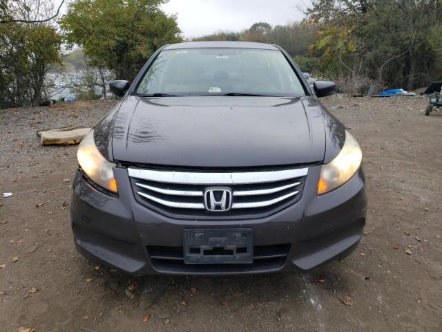 Photo 4 VIN: 1HGCP2F30BA068318 - HONDA ACCORD 