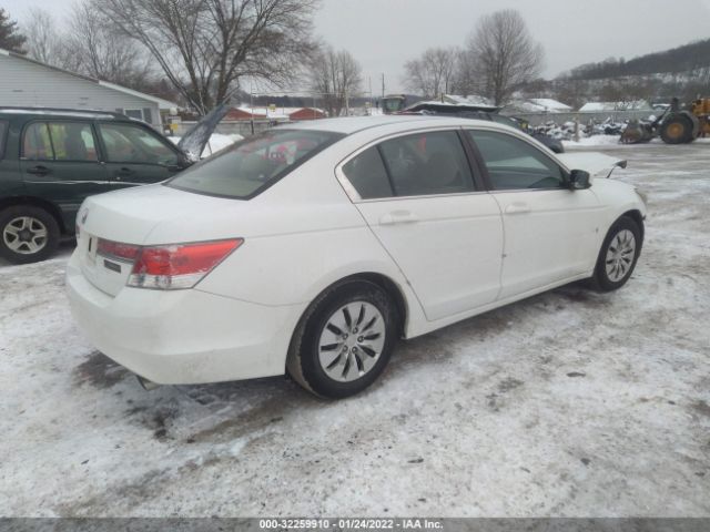 Photo 3 VIN: 1HGCP2F30BA082543 - HONDA ACCORD SDN 