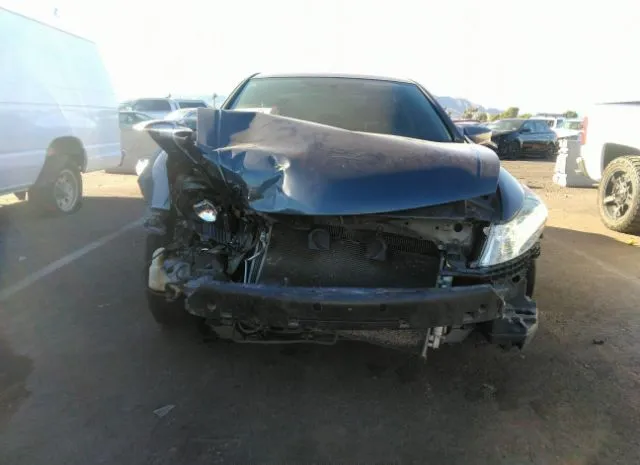 Photo 5 VIN: 1HGCP2F30BA110454 - HONDA ACCORD SDN 