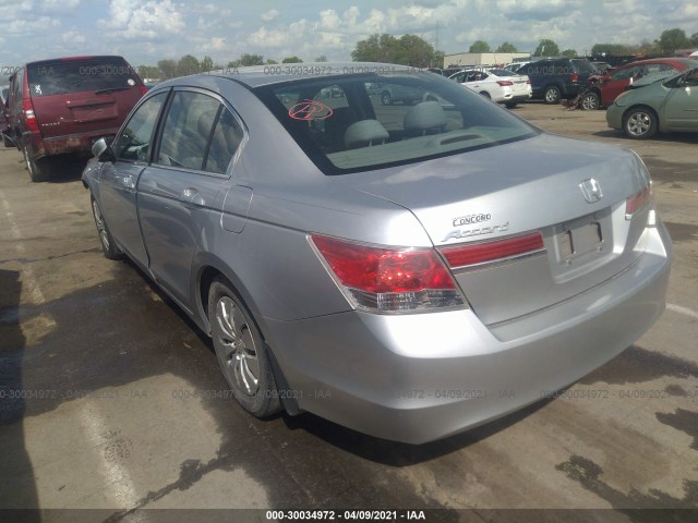 Photo 2 VIN: 1HGCP2F30BA122118 - HONDA ACCORD 