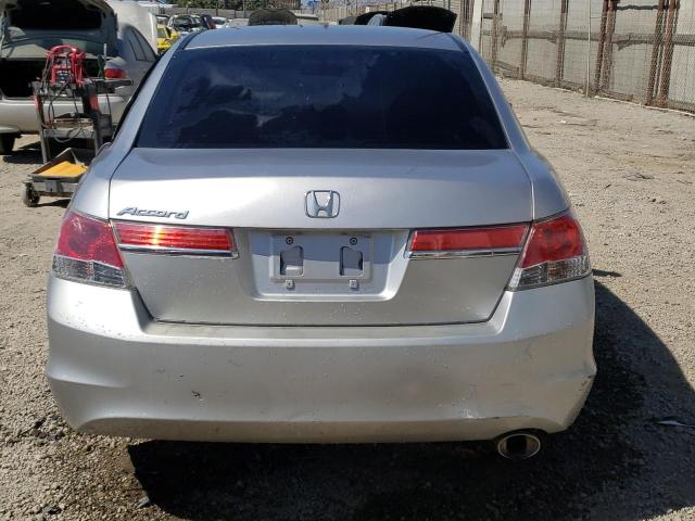 Photo 5 VIN: 1HGCP2F30BA132065 - HONDA ACCORD LX 