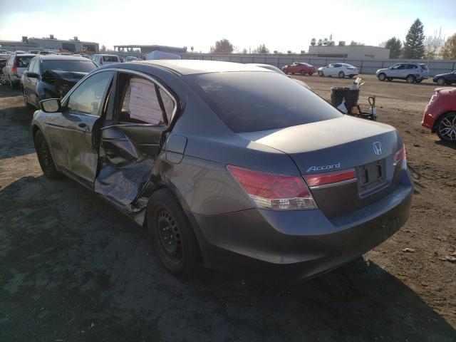 Photo 2 VIN: 1HGCP2F30BA156639 - HONDA ACCORD LX 