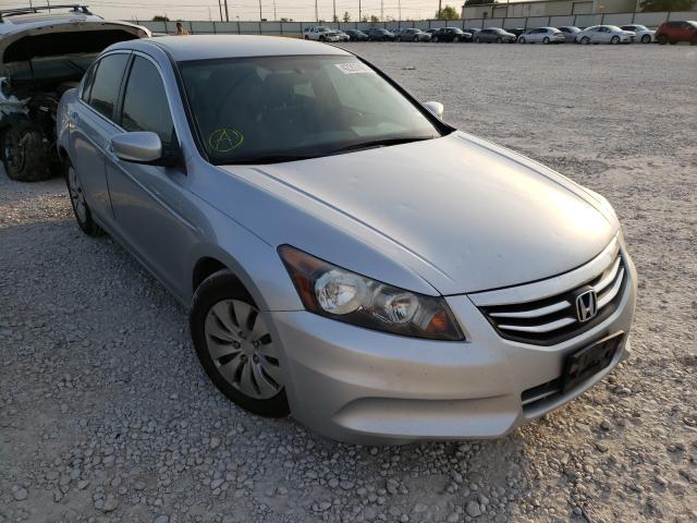 Photo 0 VIN: 1HGCP2F30CA013904 - HONDA ACCORD LX 