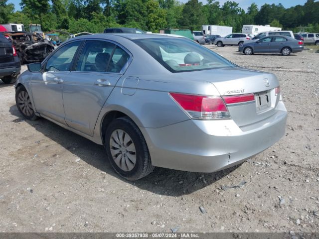 Photo 2 VIN: 1HGCP2F30CA064917 - HONDA ACCORD 