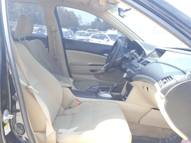 Photo 4 VIN: 1HGCP2F30CA076775 - HONDA ACCORD LX 