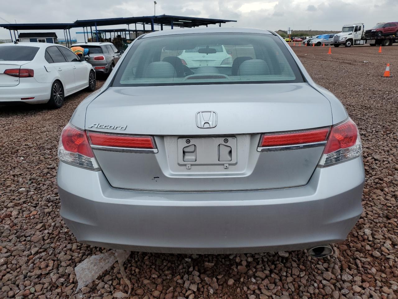 Photo 5 VIN: 1HGCP2F30CA132035 - HONDA ACCORD 