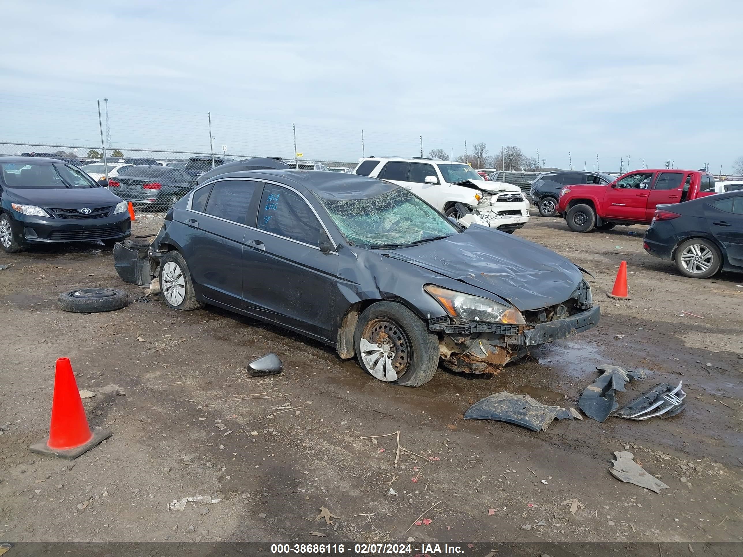 Photo 0 VIN: 1HGCP2F30CA141317 - HONDA ACCORD 