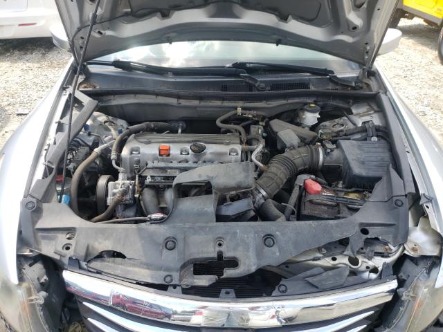 Photo 6 VIN: 1HGCP2F30CA206991 - HONDA ACCORD LX 