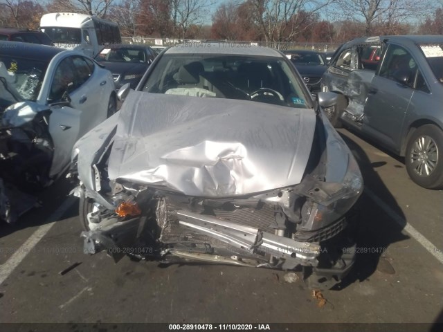 Photo 5 VIN: 1HGCP2F30CA214069 - HONDA ACCORD SDN 