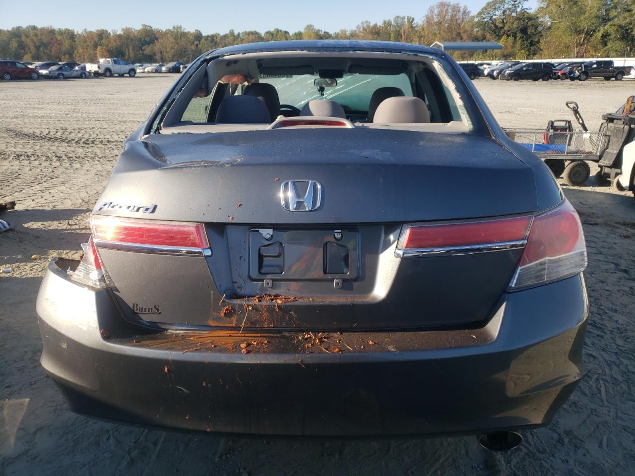 Photo 5 VIN: 1HGCP2F30CA232006 - HONDA ACCORD 