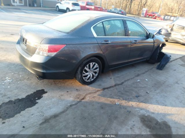 Photo 3 VIN: 1HGCP2F30CA245015 - HONDA ACCORD 