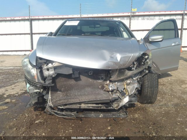 Photo 5 VIN: 1HGCP2F30CA245466 - HONDA ACCORD SDN 