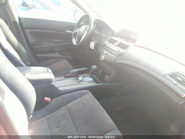 Photo 4 VIN: 1HGCP2F31AA025878 - HONDA ACCORD 