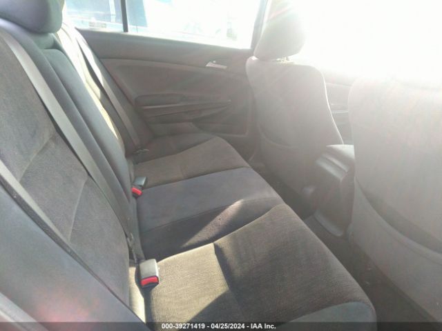 Photo 7 VIN: 1HGCP2F31AA025878 - HONDA ACCORD 