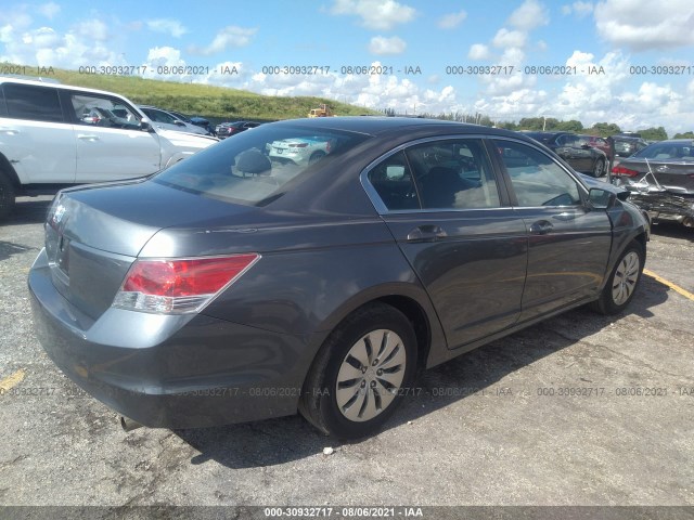 Photo 3 VIN: 1HGCP2F31AA060324 - HONDA ACCORD SDN 