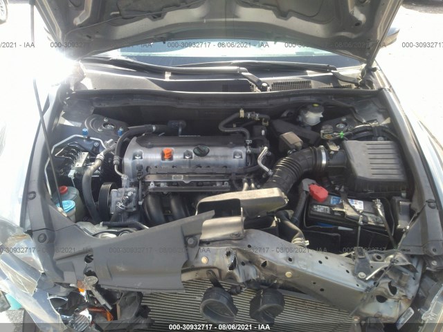 Photo 9 VIN: 1HGCP2F31AA060324 - HONDA ACCORD SDN 