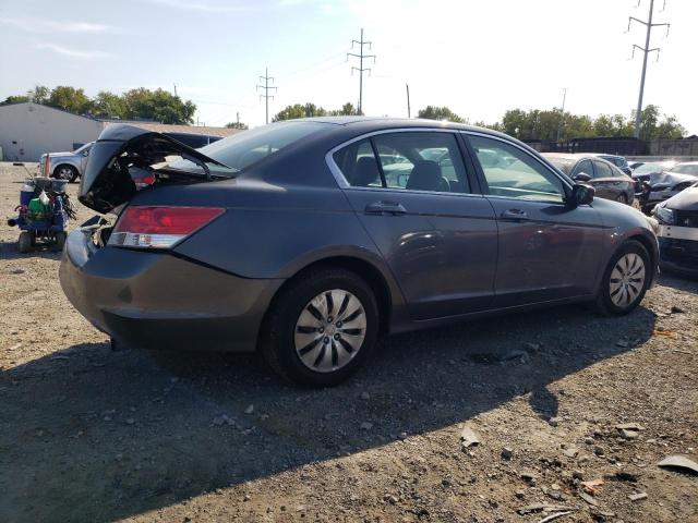 Photo 2 VIN: 1HGCP2F31AA068133 - HONDA ACCORD LX 