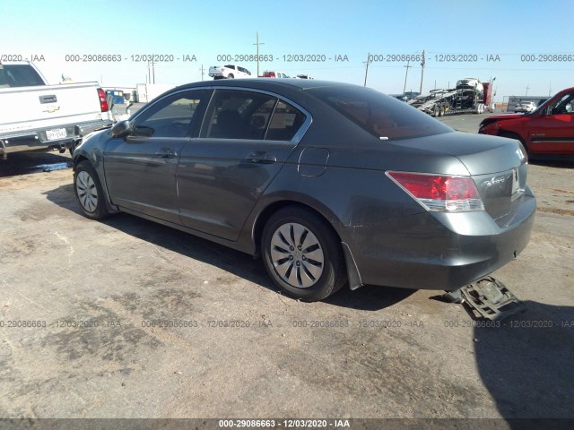 Photo 2 VIN: 1HGCP2F31AA086843 - HONDA ACCORD SDN 