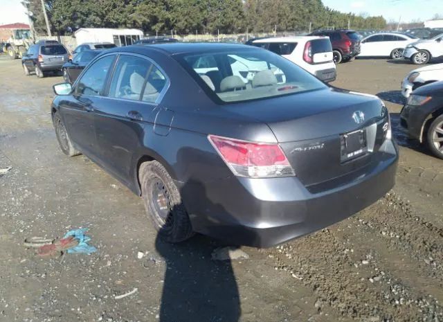 Photo 2 VIN: 1HGCP2F31AA089760 - HONDA ACCORD SDN 