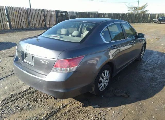 Photo 3 VIN: 1HGCP2F31AA089760 - HONDA ACCORD SDN 