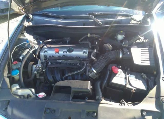 Photo 9 VIN: 1HGCP2F31AA089760 - HONDA ACCORD SDN 