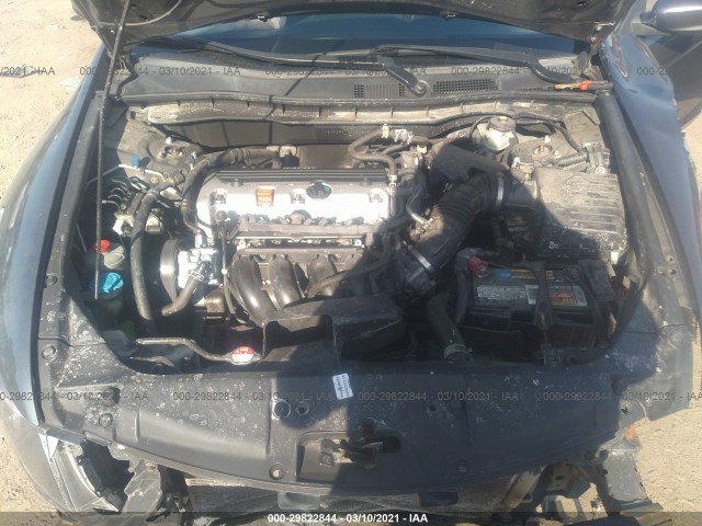 Photo 9 VIN: 1HGCP2F31AA093842 - HONDA ACCORD SDN 