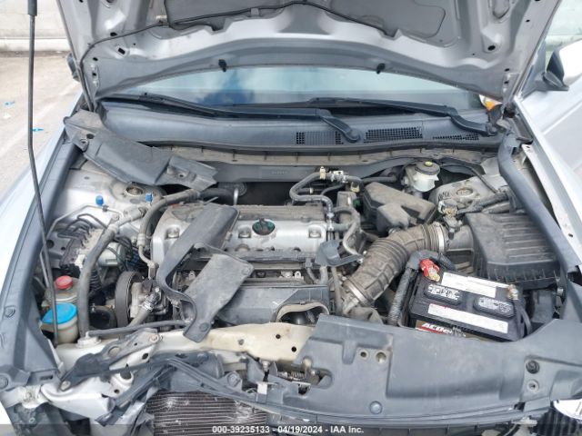 Photo 9 VIN: 1HGCP2F31AA107061 - HONDA ACCORD 