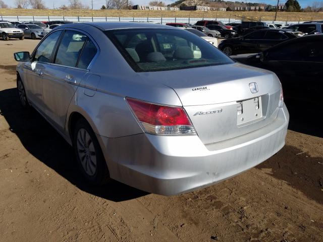 Photo 2 VIN: 1HGCP2F31AA112258 - HONDA ACCORD LX 