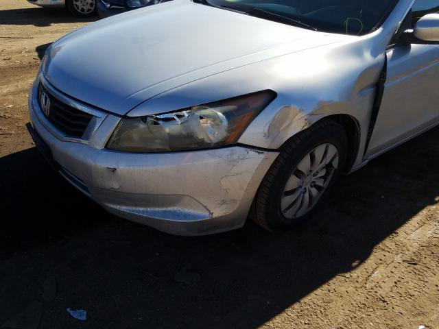 Photo 8 VIN: 1HGCP2F31AA112258 - HONDA ACCORD LX 