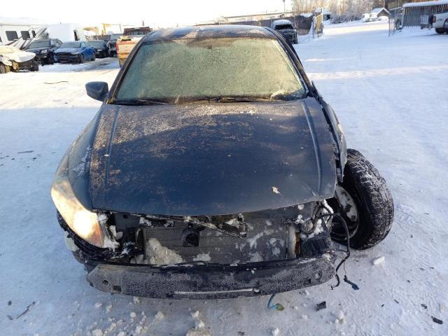 Photo 3 VIN: 1HGCP2F31AA120568 - HONDA ACCORD LX 