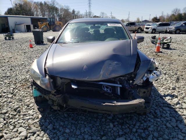 Photo 4 VIN: 1HGCP2F31AA123339 - HONDA ACCORD LX 